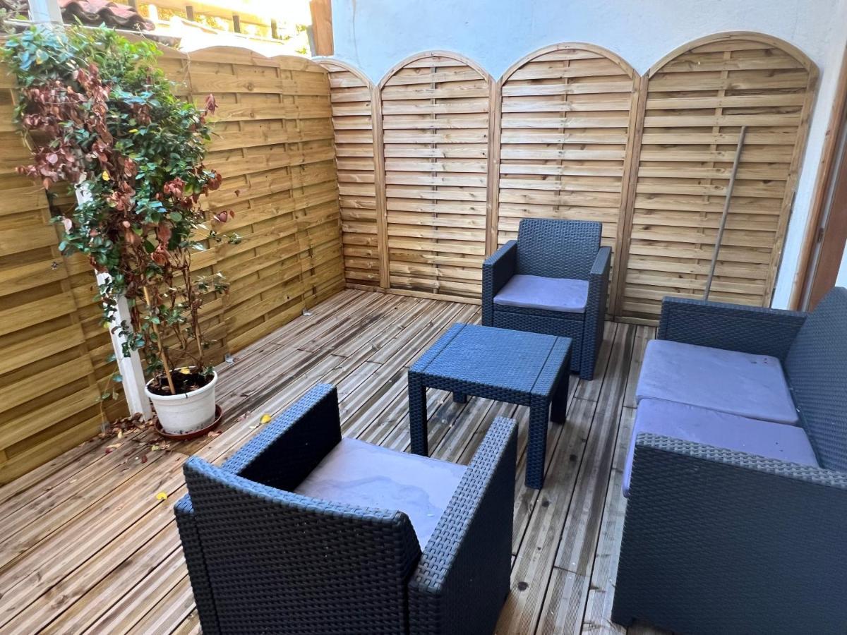 Studio Neuf Climatise Avec Terrasse #4 Toulon Exteriér fotografie